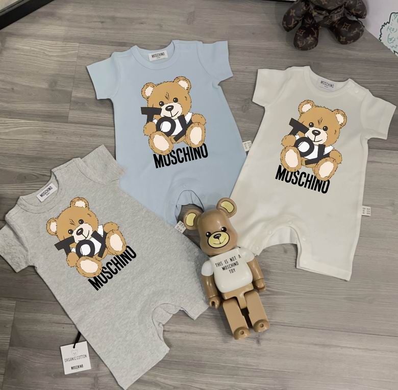 Moschino sz59 66 73 80 85 90 61